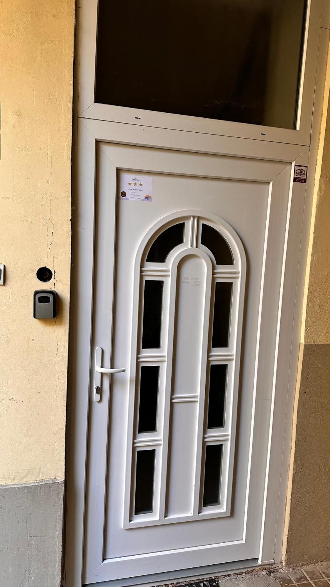 בודפשט Ultra Modern Home מראה חיצוני תמונה